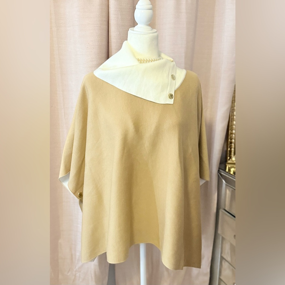 New Anne Klein Elegant Camel & Cream Knit Cape/Poncho Top with Gold Buttons